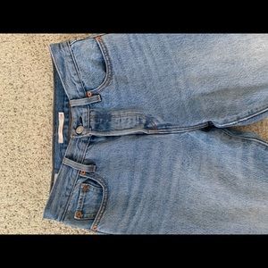 Levi’s premium wedgie jeans light wash